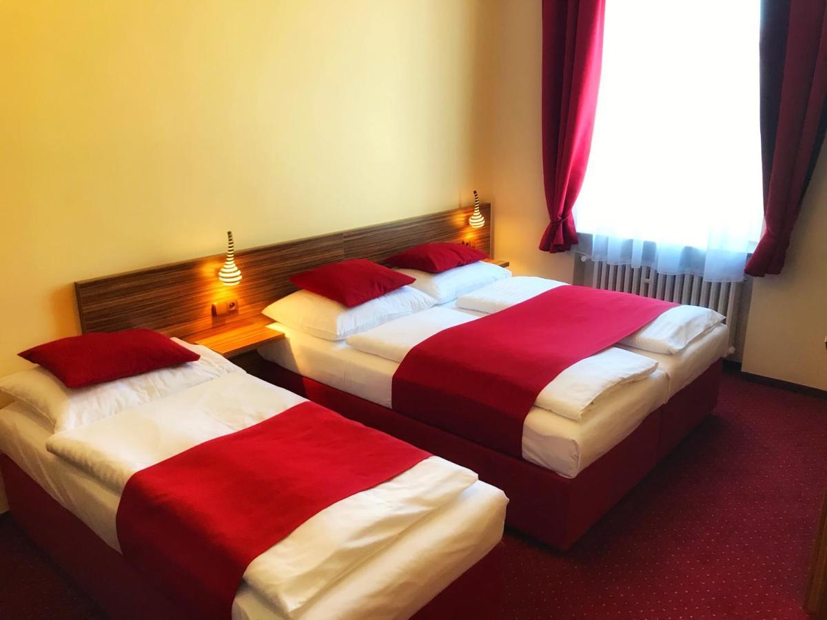 Hotel Continental Plzen Ngoại thất bức ảnh