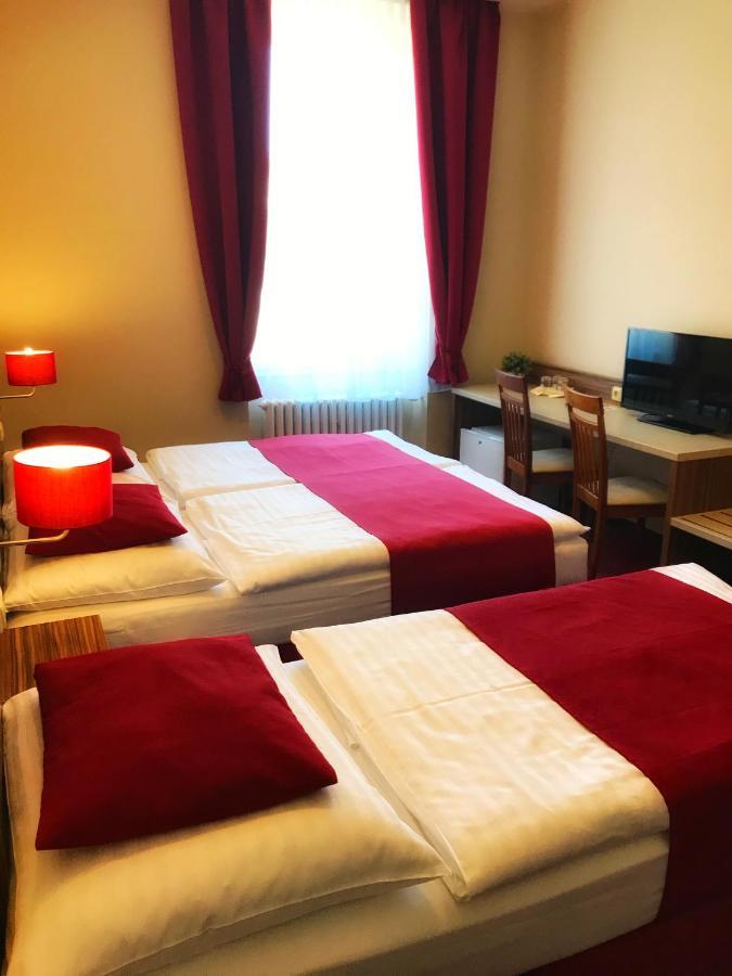 Hotel Continental Plzen Ngoại thất bức ảnh