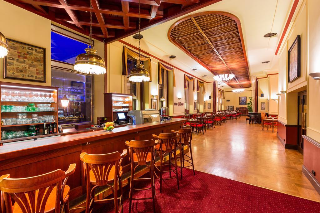 Hotel Continental Plzen Ngoại thất bức ảnh