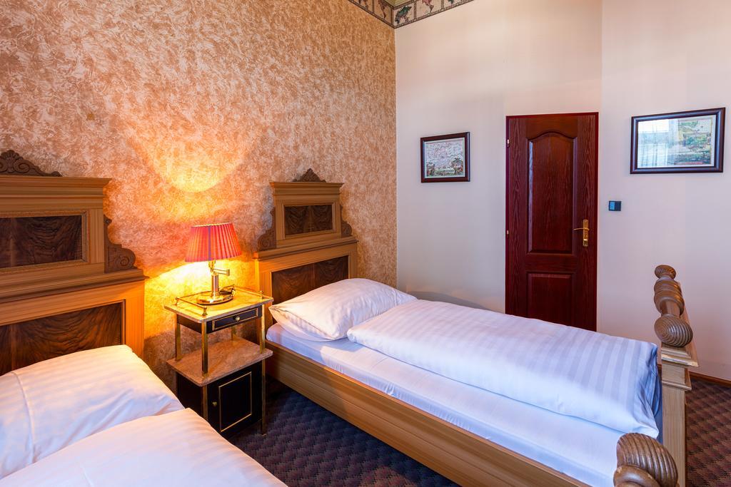 Hotel Continental Plzen Ngoại thất bức ảnh