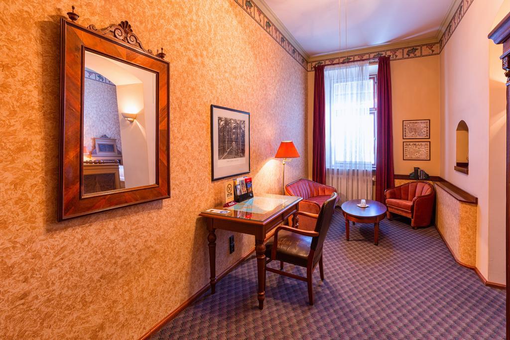 Hotel Continental Plzen Ngoại thất bức ảnh