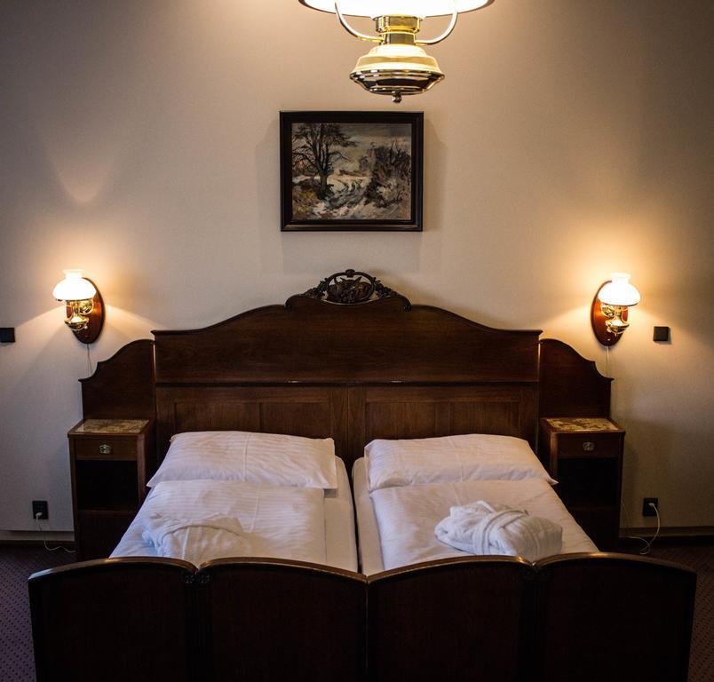 Hotel Continental Plzen Ngoại thất bức ảnh
